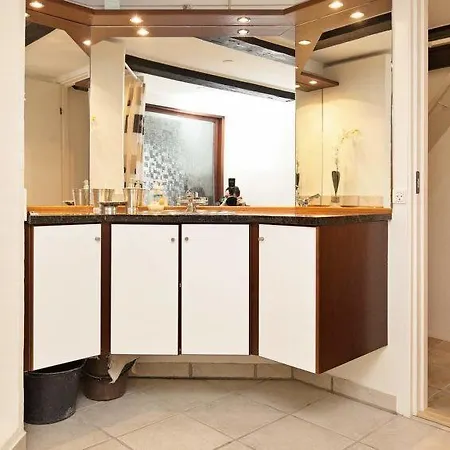 Holiday home Handrup Sleeps 8 *