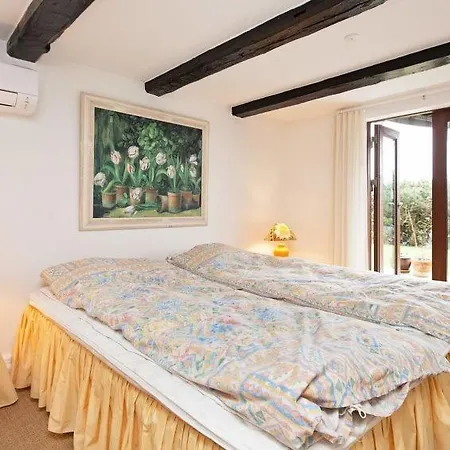 Handrup Sleeps 8 *